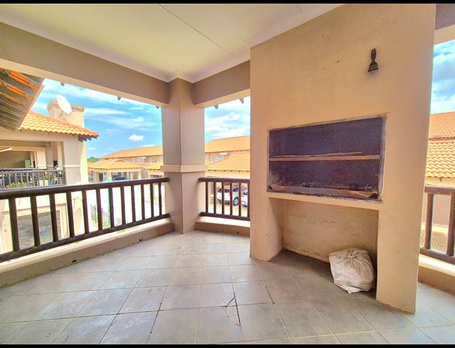2 BEDROOM APARTMENT FOR SALE IN VAN DYK PARK